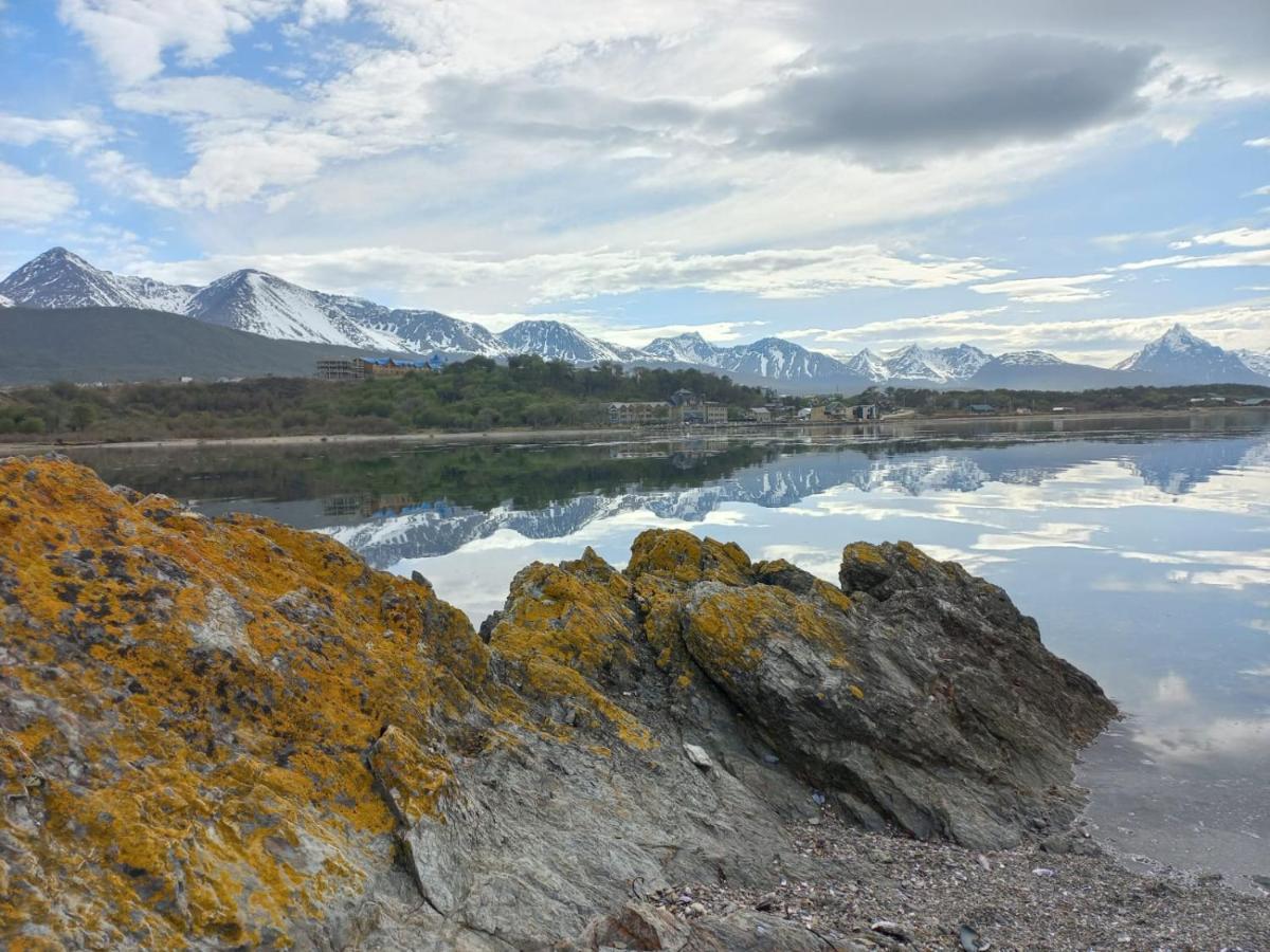 Depto Monoambiente Leum Anoka Apartment Ushuaia Bagian luar foto